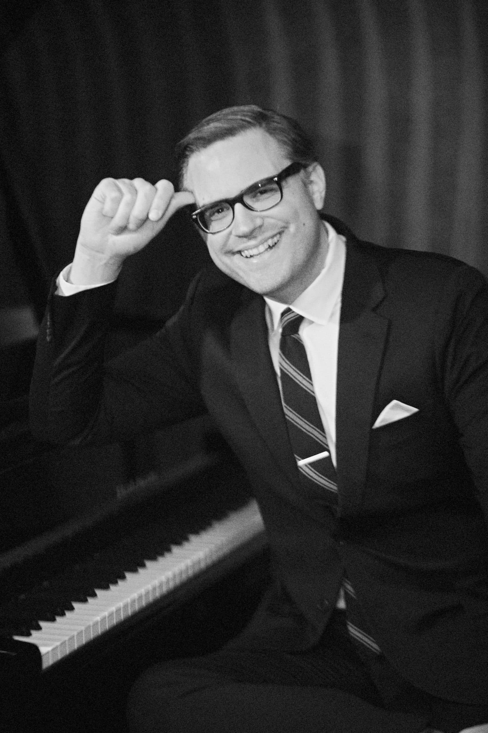 Piano Karaoke with Mark Piro